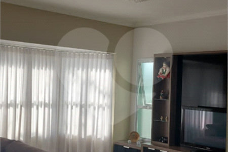 Casa de Alto Padrão a venda em Louveira-SP