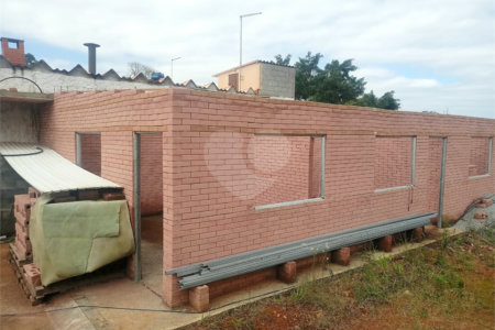 Chácara à venda com 2 quartos em Chácaras Ceres, Suzano, SP