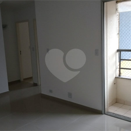 Apartamento à venda com 2 quartos em Jardim Ismênia, São José dos Campos, SP
