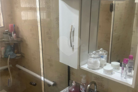 Sobrado à venda com 3 quartos em Vila Nova Alba, São Paulo, SP