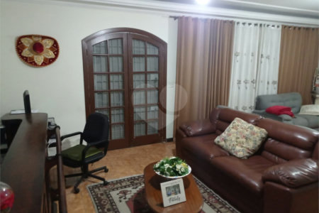 Casa à venda com 5 suítes em Vila Medeiros, São Paulo, SP