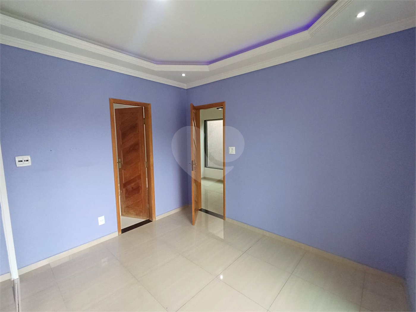 Casa à venda com 3 quartos, sendo 2 suítes, no condomínio Village da Posse, Rio de Janeiro - RJ