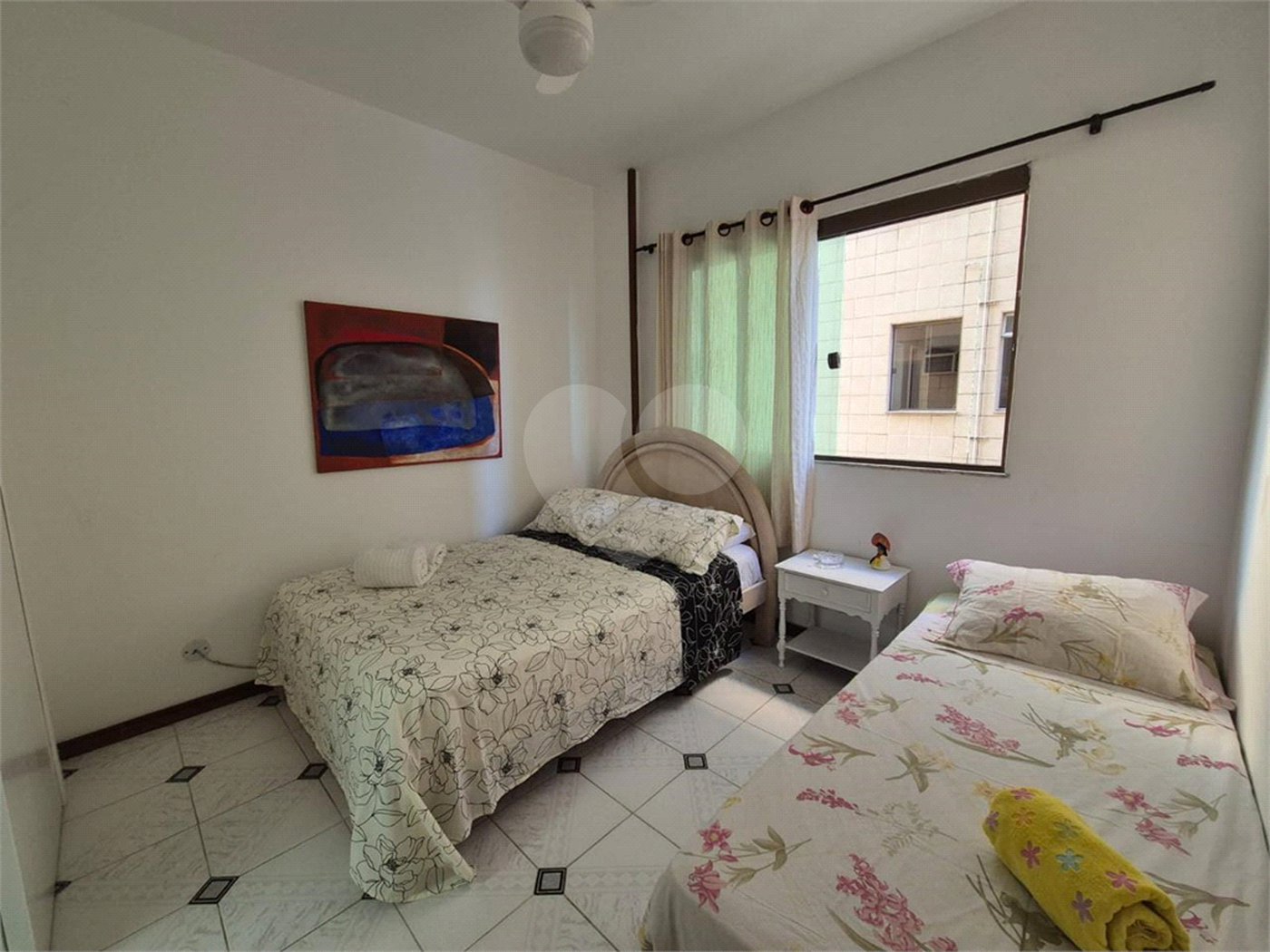 Apartamento à venda com 3 quartos, sendo 1 suíte,  no Centro, Cabo Frio, RJ
