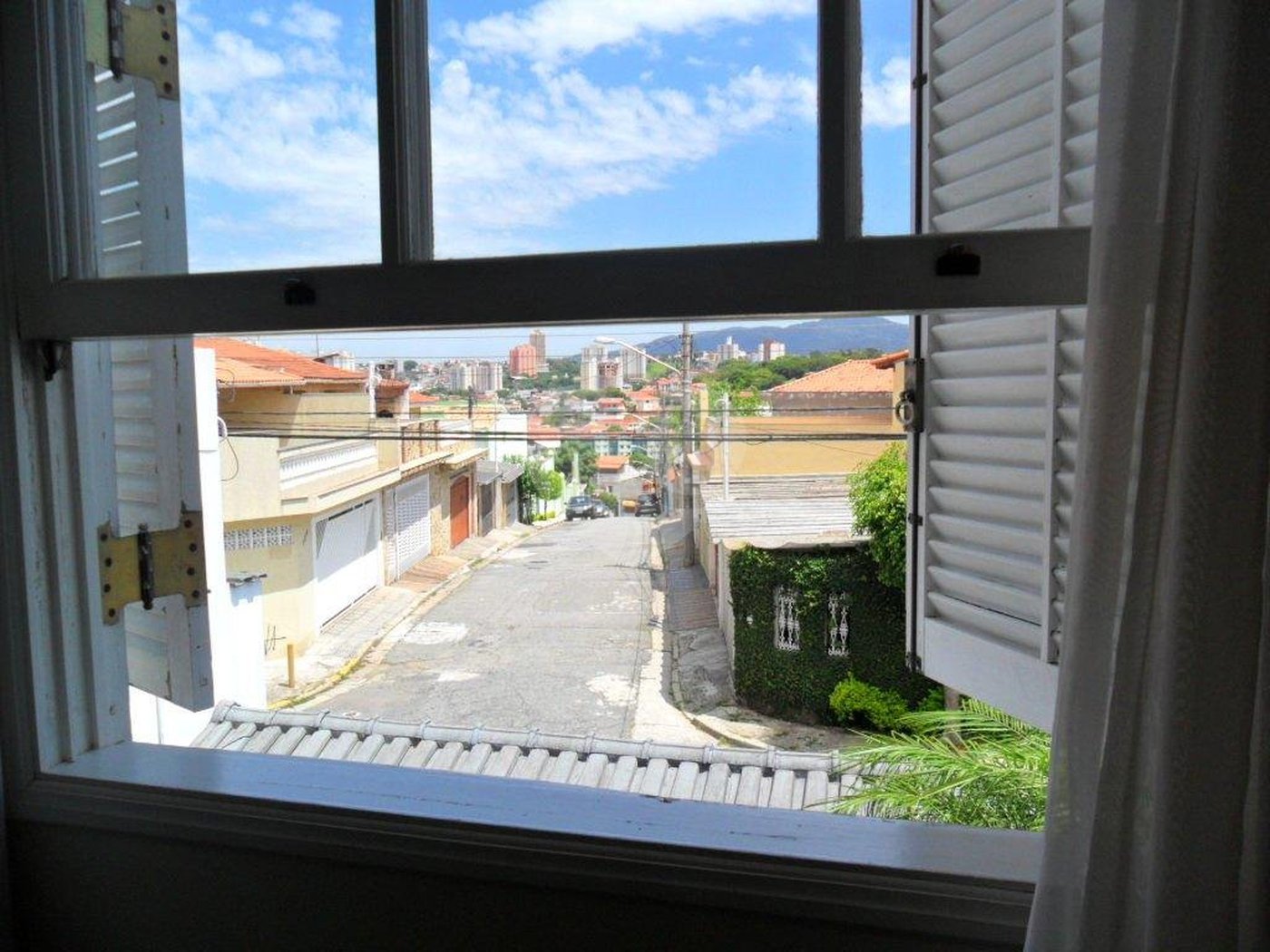 Sobrado à venda com 3 quartos, sendo 1 suíte, em Vila Romero, São Paulo, SP