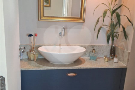 Apartamento à venda com 3 quartos, sendo 1 suíte, no Centro, São Bernardo do Campo, SP