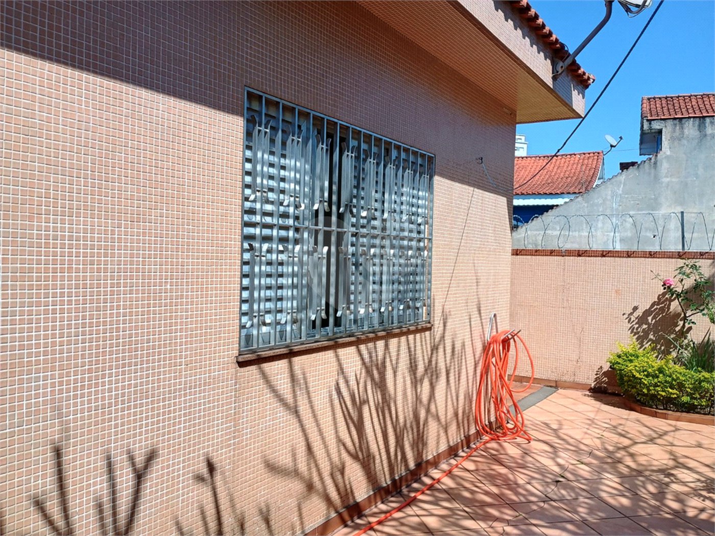 Casa à venda com 3 quartos, sendo 1 suíte,  em Tremembé, São Paulo, SP