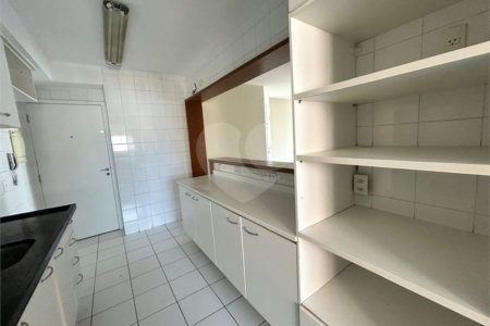 Apartamento à venda com 2 quartos, sendo 1 suíte, em Vila Andrade, São Paulo, SP