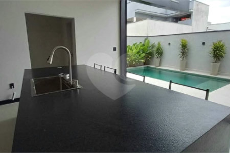 Casa à venda com 4 quartos, sendo 3 suítes, no condomínio Ibiti Reserva, Sorocaba - SP