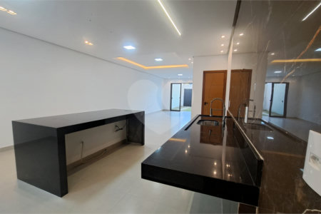 Duplex à venda com 3 quartos, sendo 1 suíte, em Tabapiri, Porto Seguro, BA