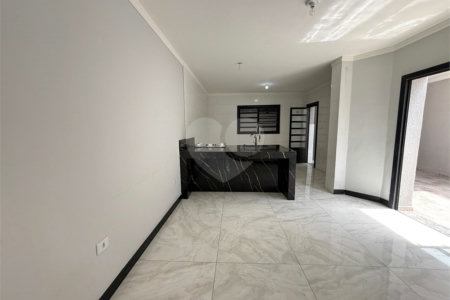 Casa à venda com 3 quartos, sendo 1 suíte, em Vila Rosália, Guarulhos, SP