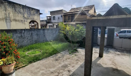 Casa à venda com 2 quartos, sendo 1 suíte,  no condomínio Itatitara 999, Rio de Janeiro - RJ