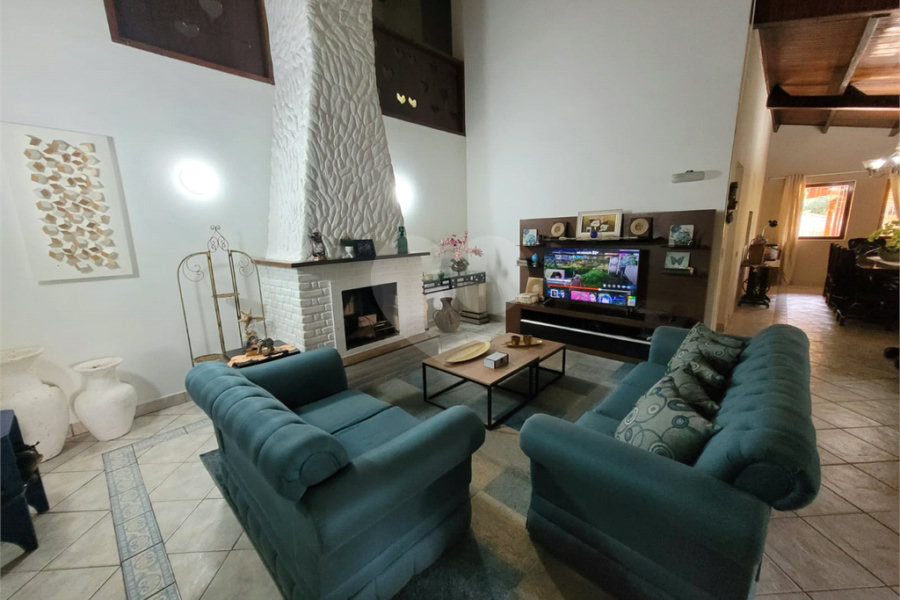 Casa à venda com 4 quartos, sendo 2 suítes,  em Serra da Cantareira, Mairiporã, SP
