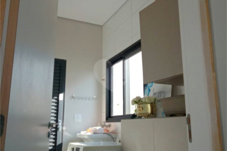 Casa à venda com 3 quartos, sendo 1 suíte, no condomínio Village Ipanema Ii, Araçoiaba da Serra - SP