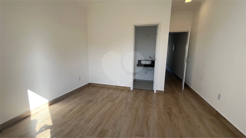 Casa à venda ou para alugar com 3 suítes em Nova Gardênia, Atibaia, SP