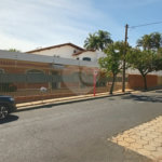 Casa à venda com 3 quartos, sendo 1 suíte, em Vila José Bonifácio, Araraquara, SP