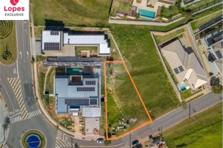 Terreno à venda com 1 suíte no condomínio Residencial Campo de Toscana, Vinhedo - SP