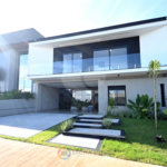 Casa à venda com 4 suítes no condomínio Residencial Dona Maria Candida, Indaiatuba - SP