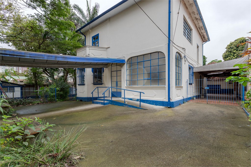 Sobrado à venda com 3 quartos, sendo 1 suíte, em Brooklin Velho, São Paulo, SP
