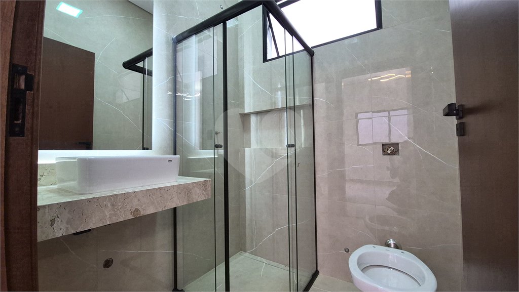 Casa à venda com 3 quartos, sendo 1 suíte, em Parque dos Lagos, Ribeirão Preto, SP