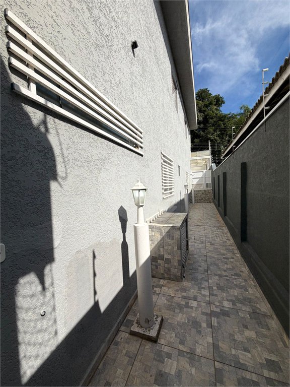Sobrado à venda com 3 quartos, sendo 1 suíte,  em Jardim Maristela, Atibaia, SP