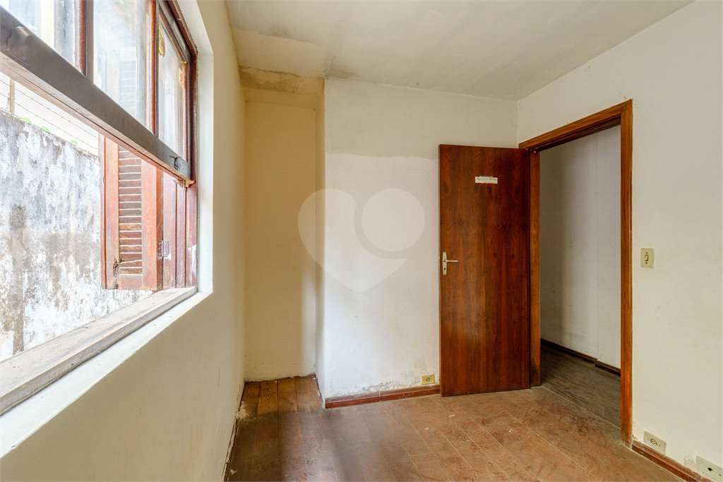 Casa Térrea à venda com 4 quartos, sendo 1 suíte, em Brooklin, São Paulo, SP