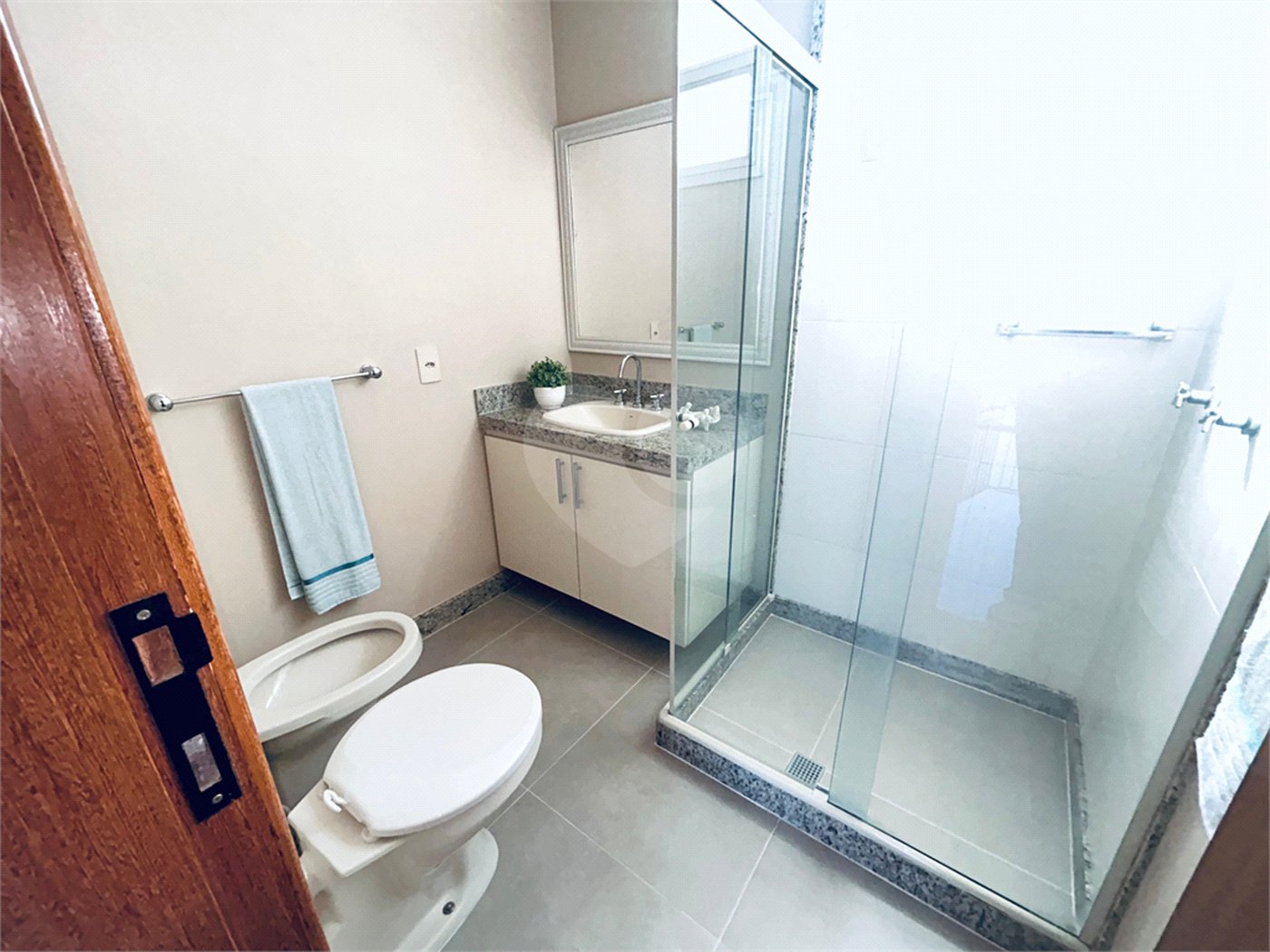 Apartamento à venda com 2 quartos, sendo 1 suíte, em Grajaú, Rio de Janeiro, RJ
