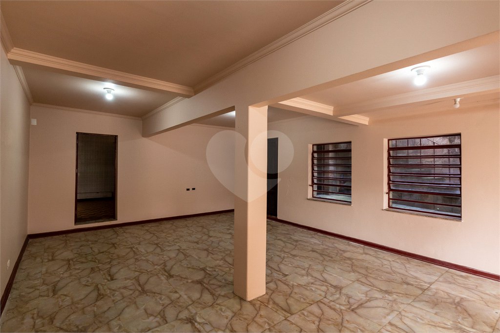 Casa à venda com 4 quartos, sendo 2 suítes, em Perdizes, São Paulo, SP