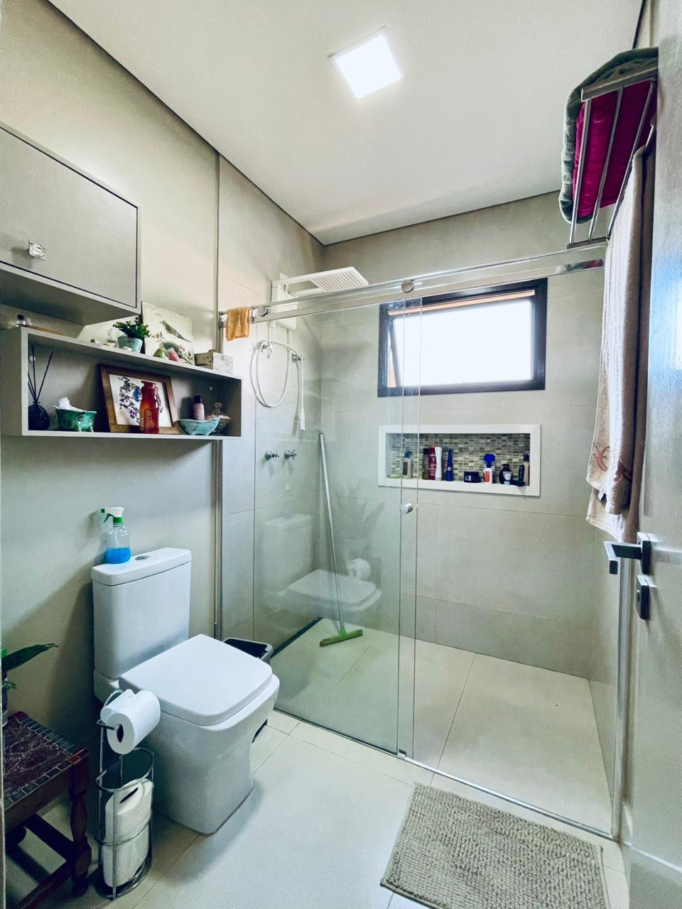 Casa à venda com 3 quartos, sendo 1 suíte, em Jardim Adelaide, Hortolândia, SP