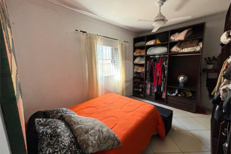Casa à venda com 3 quartos, sendo 1 suíte, em Jardim Imperador, Salto, SP