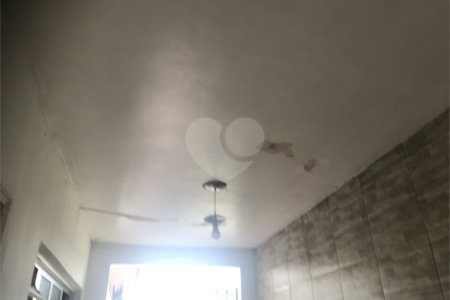 Casa Térrea à venda com 2 quartos em Vila Gustavo, São Paulo, SP