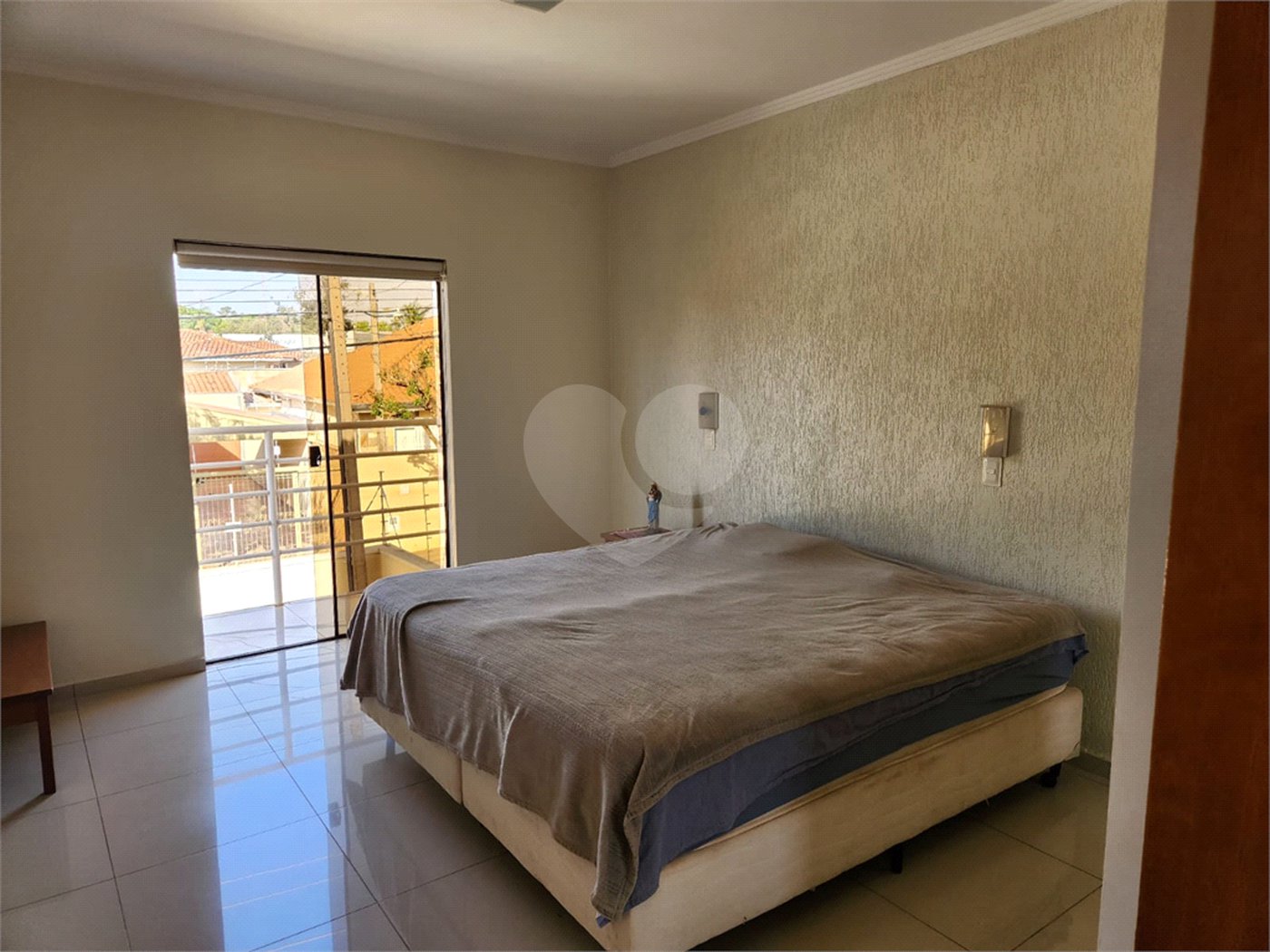 Casa à venda ou para alugar com 3 quartos, sendo 1 suíte, em Jardim Primavera, Araraquara, SP