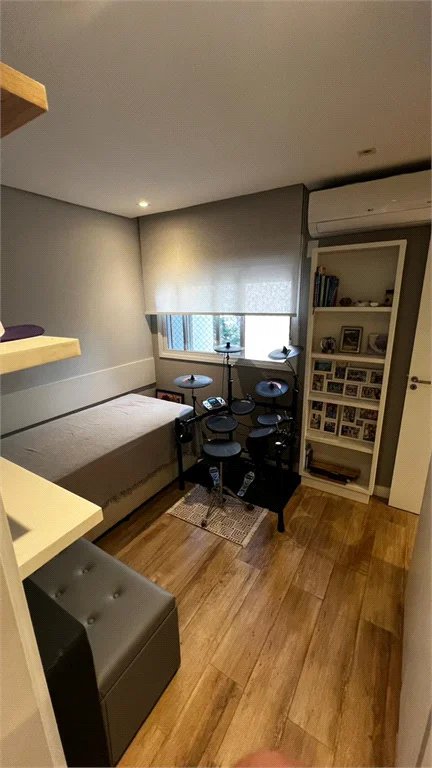 Apartamento à venda com 3 suítes em Vila Gertrudes, São Paulo, SP