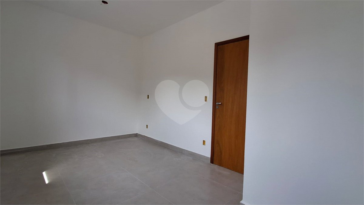 Sobrado à venda com 2 quartos em Vila Colorau, Sorocaba, SP