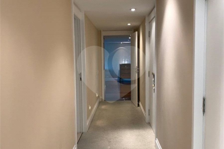 Apartamento à venda com 4 suítes em Morumbi, São Paulo, SP