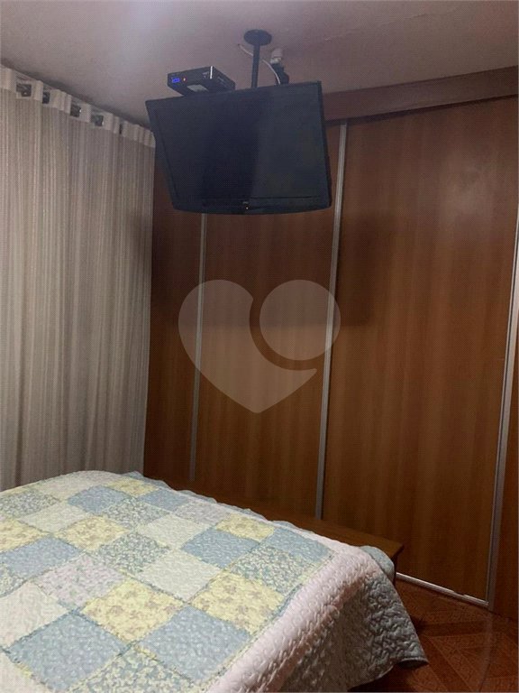 Sobrado à venda com 3 quartos, sendo 1 suíte,  em Vila Sabrina, São Paulo, SP