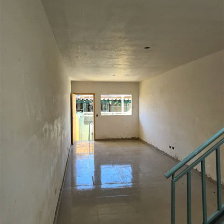 Sobrado à venda com 3 quartos, sendo 1 suíte, em Vila Gomes, São Paulo, SP