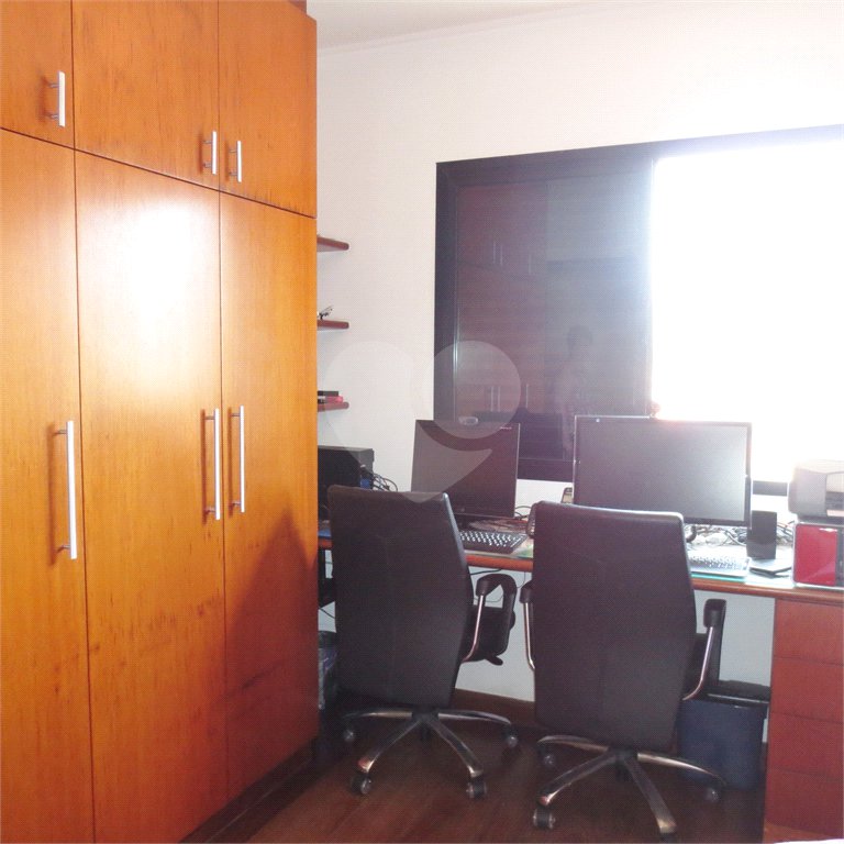 Oportunidade na Saúde - Apto Reformado c/188m2 - 3 Suítes/3 Vagas - 300 m. do metrô