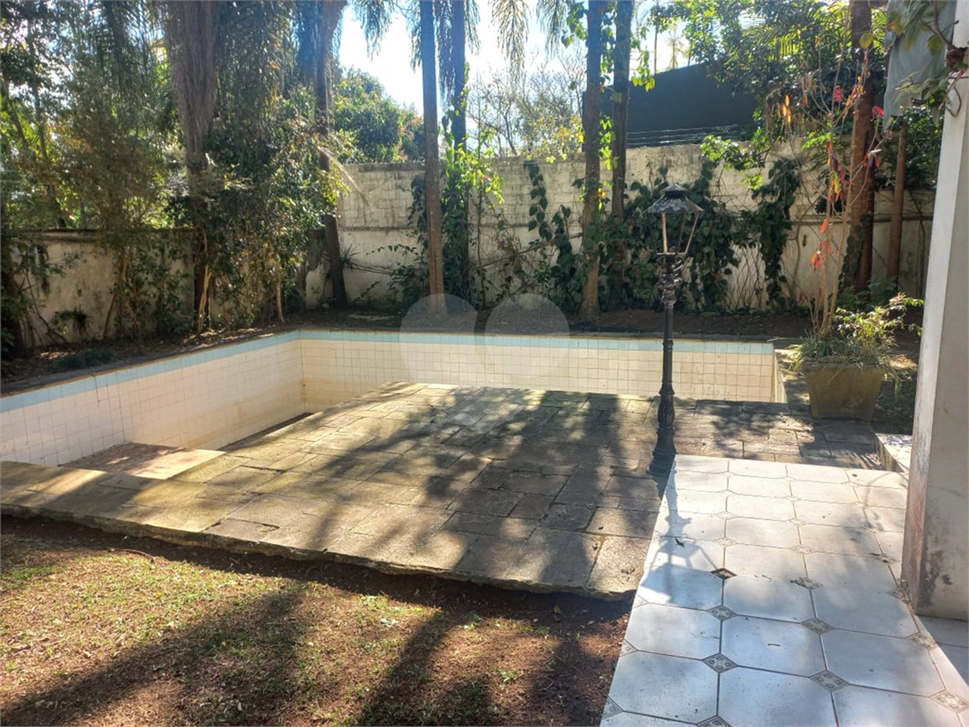Casa à venda com 3 quartos, sendo 2 suítes, em Morumbi, São Paulo, SP