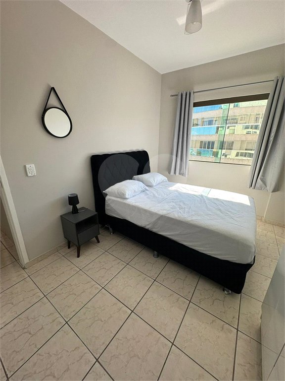 Apartamento à venda com 3 quartos, sendo 1 suíte, no Centro, Cabo Frio, RJ