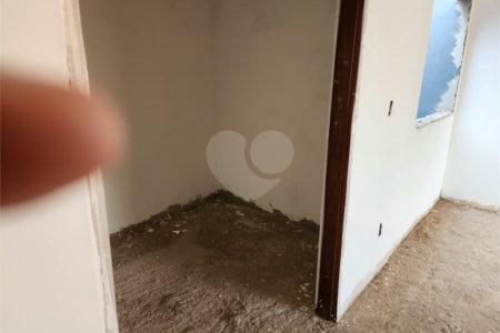 Casa à venda com 5 suítes em Residencial Olivio Benassi, Matão, SP