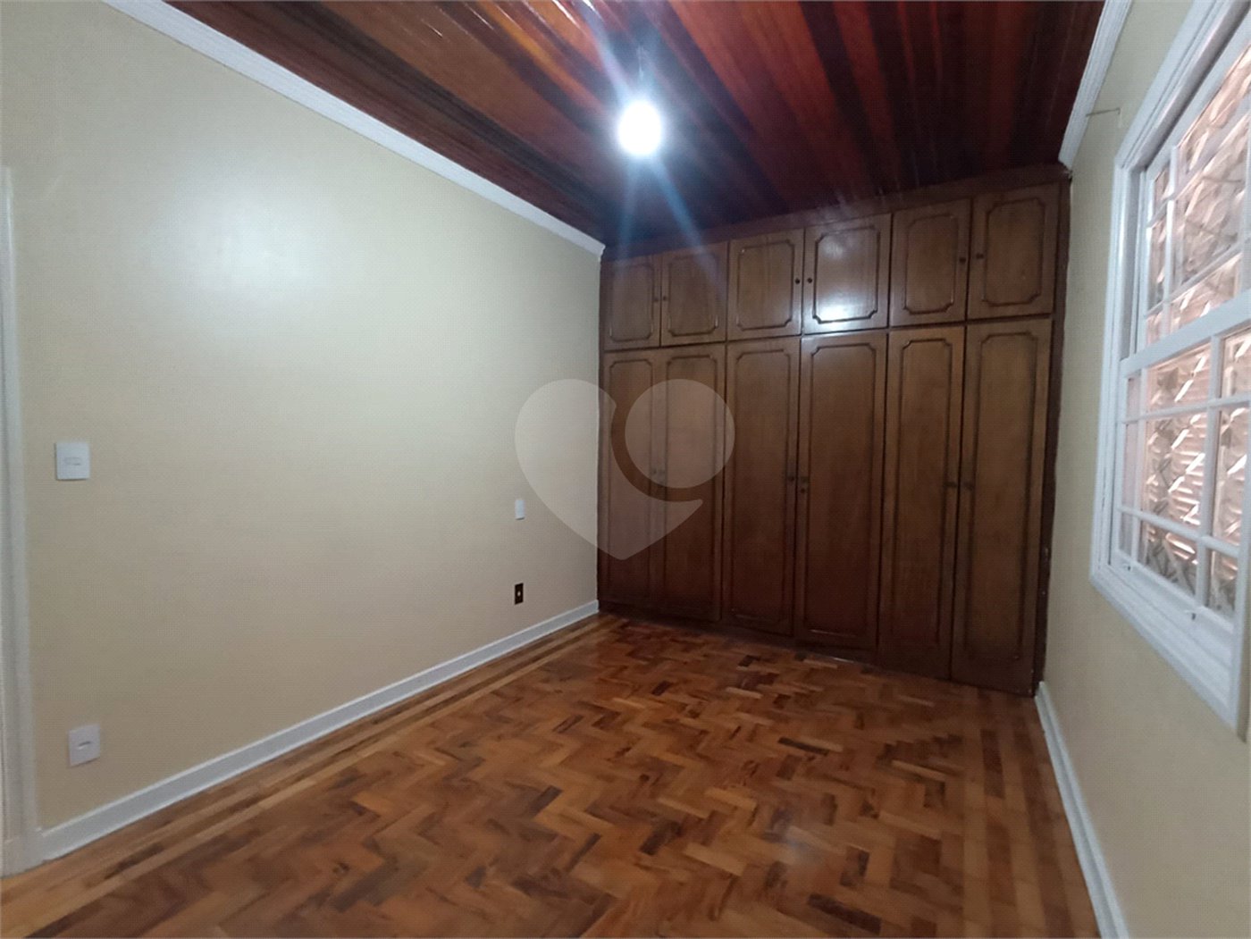 Casa à venda com 3 quartos, sendo 2 suítes,  no Centro, Itapetininga, SP