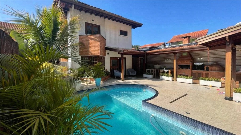 Casa à venda com 4 quartos, sendo 2 suítes, no condomínio Ype Branco 2, São Paulo - SP