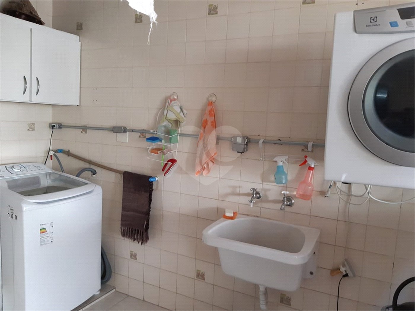 Sobrado à venda com 3 quartos, sendo 1 suíte, em Vila Romero, São Paulo, SP