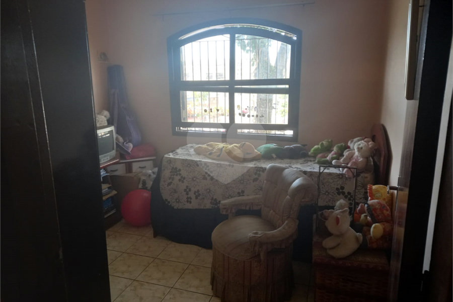 Sobrado à venda com 3 quartos, sendo 1 suíte, em Parque Novo Mundo, São Paulo, SP