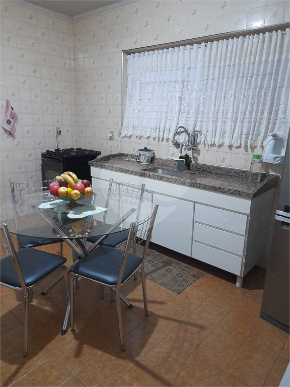 Sobrado à venda com 3 quartos, sendo 1 suíte,  em Parada Inglesa, São Paulo, SP
