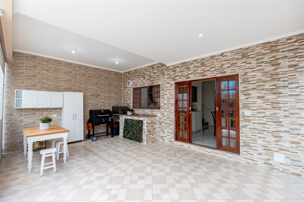 Casa à venda com 5 quartos, sendo 1 suíte, em Jardim Caravelas, São Paulo, SP