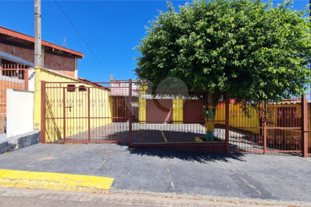 Casa à venda com 5 quartos em Ivoturucaia, Jundiaí, SP