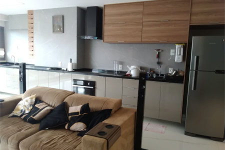Apartamento à venda com 2 quartos, sendo 1 suíte,  em Vila Romana, São Paulo, SP
