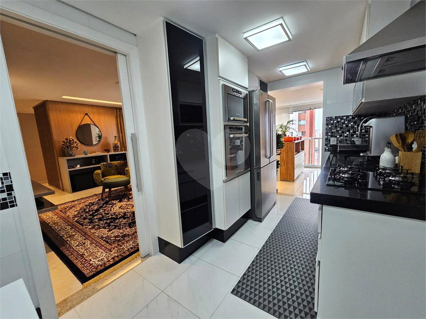 Apartamento à venda com 3 quartos, sendo 1 suíte, em Vila Regente Feijó, São Paulo, SP