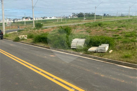 Terreno à venda no condomínio Paradise Garden, Mogi das Cruzes - SP